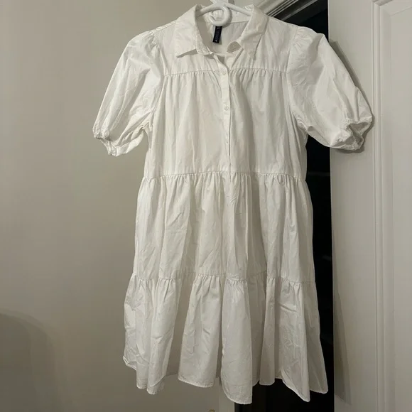 White mini dress - Picture 2 of 3